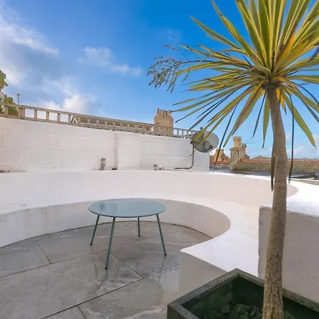 20 The Warren * St Ives (Cornwall)